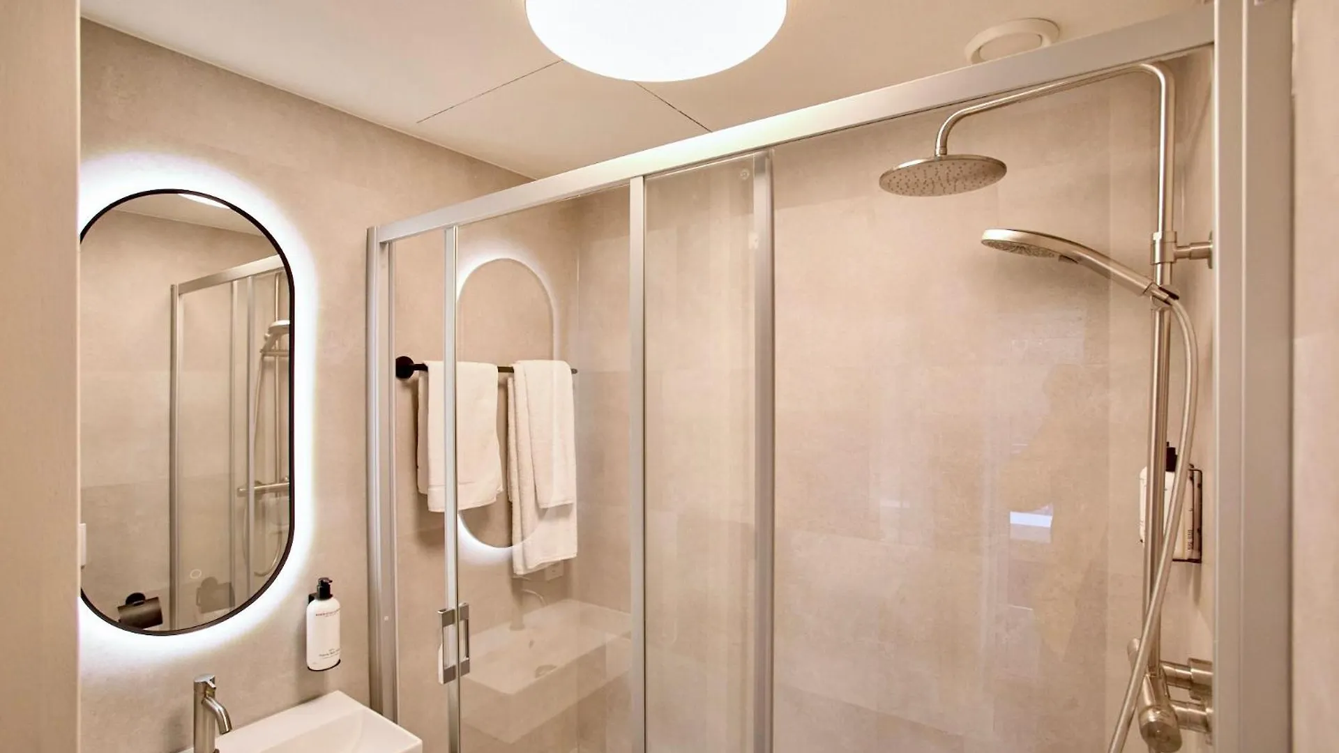 Hotel Parkzicht Eindhoven 4*,  Paesi Bassi